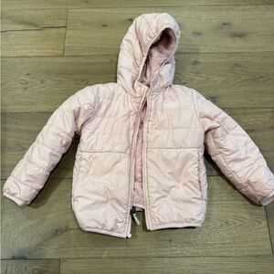 The north face Sherpa lined jacket hooded- pink 3T